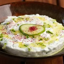 لبن بالخيار
